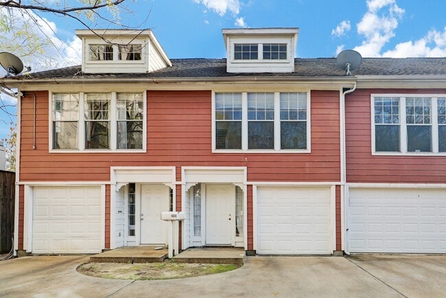 property at 1401 Castle Ct