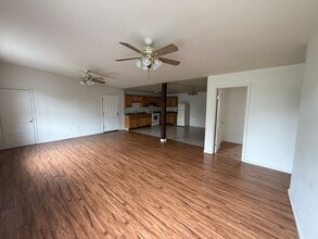 2463 Jefferson St in Harrisburg, PA - Building Photo - Building Photo