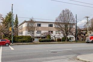 225 Nanaimo St N Apartments