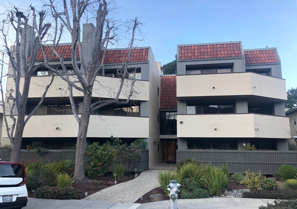 616 Ansel Rd Rentals in Burlingame, CA