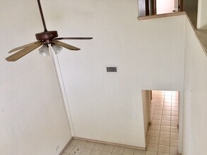 2408 N I St, Unit C in McAllen, TX - Building Photo - Building Photo