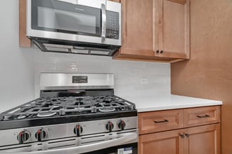 515 Pasadena Ave in Crest Hill, IL - Foto de edificio - Building Photo