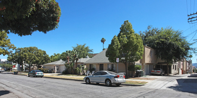 639 E Angeleno Ave in Burbank, CA - Building Photo - Building Photo