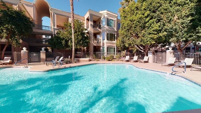 property at 435 W Rio Salado Pkwy