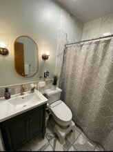 4008 N Clarendon Ave, Unit 2 in Chicago, IL - Foto de edificio - Building Photo