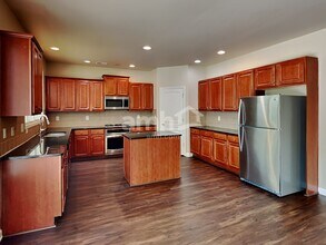 748 York View Dr in Auburn, GA - Building Photo - Building Photo