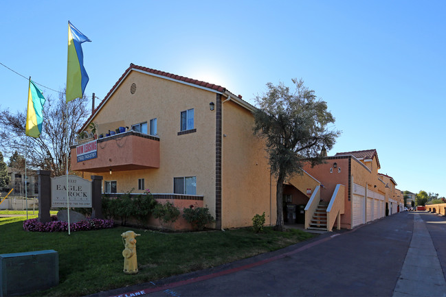 Eagle Rock Villas in Escondido, CA - Building Photo - Building Photo