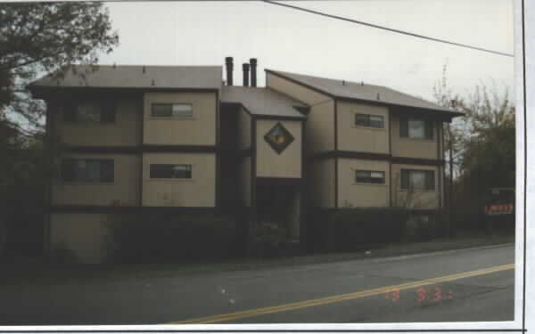 11454 Military Rd S in Seattle, WA - Building Photo