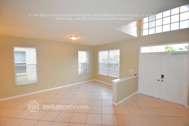 1081 Fairfax Cir W in Boynton Beach, FL - Building Photo - Building Photo
