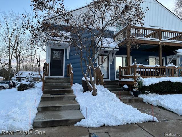 44700 Bayview Dr in Novi, MI - Building Photo