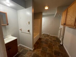 201 W Main St in Fountain City, IN - Building Photo - Building Photo