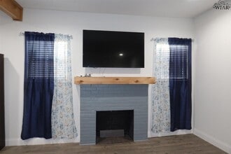 707 N Foley St in Seymour, TX - Building Photo - Building Photo