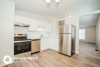 3017 Rumford Ct in Reynoldsburg, OH - Foto de edificio - Building Photo