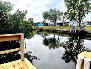3999 Conway Blvd in Port Charlotte, FL - Building Photo - Building Photo