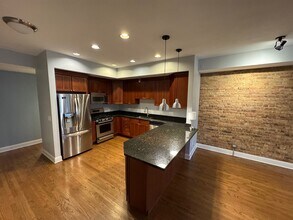 4635 N Malden St, Unit 1S in Chicago, IL - Building Photo - Building Photo