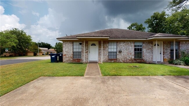 property at 814 Concho Pl