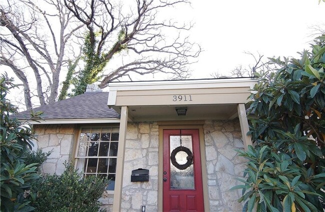 3911 Willbert Rd in Austin, TX - Building Photo - Building Photo