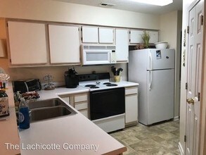 342 Pinehurst Ln-Unit -Unit 12C in Pawleys Island, SC - Foto de edificio - Building Photo