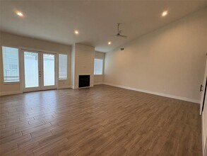 170 Bunker Rnch Blvd in Dripping Springs, TX - Building Photo - Building Photo