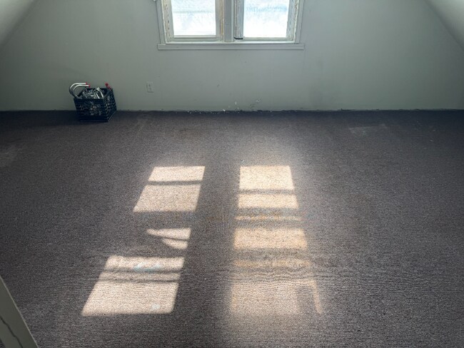 11907 Continental Ave in Cleveland, OH - Building Photo - Building Photo