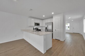 21031 Longeni Dr in New Caney, TX - Building Photo - Building Photo