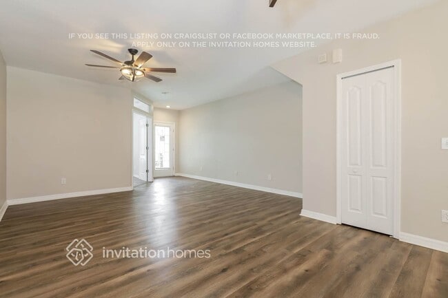 15792 Fishhawk Falls Dr in Fish Hawk, FL - Foto de edificio - Building Photo