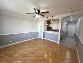 11722 Saticoy St in Los Angeles, CA - Building Photo - Building Photo