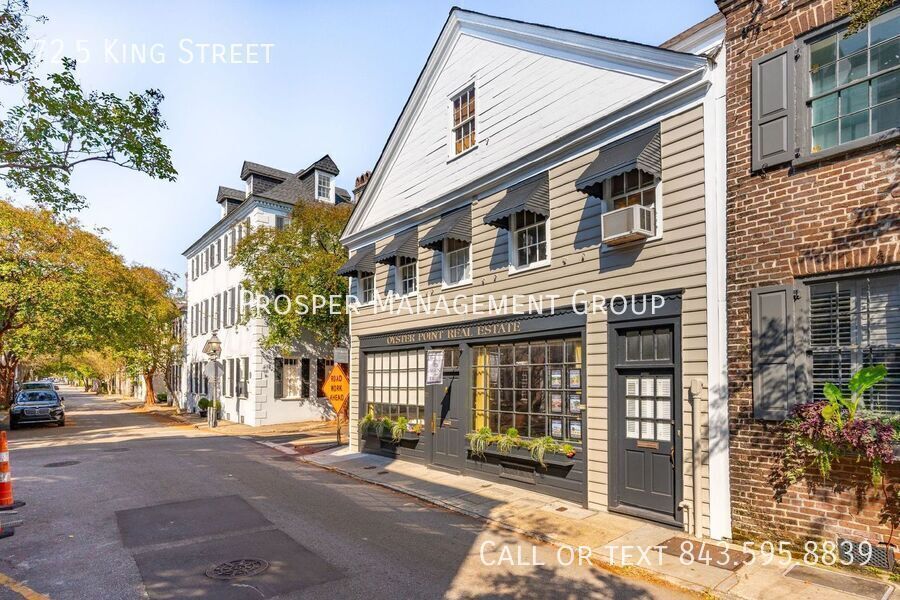 72.5 King St in Charleston, SC - Building Photo