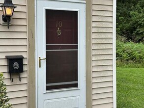 10 Patton Dr in Cornwall, NY - Building Photo - Building Photo