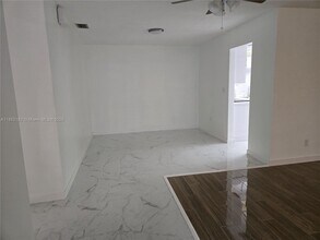 6748 SW 34th Ct in Miramar, FL - Building Photo - Building Photo