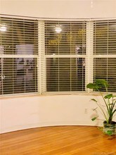 315 W 28th St-Unit -1 in Miami Beach, FL - Building Photo - Building Photo