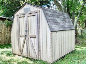 12117 11th St in Santa Fe, TX - Building Photo - Building Photo