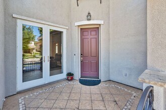 9952 Spring View Way in Elk Grove, CA - Building Photo - Building Photo