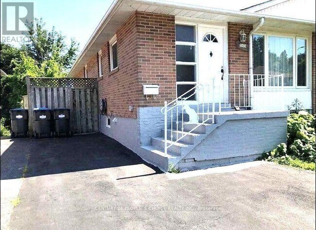 property at 2638 Sherhill Dr
