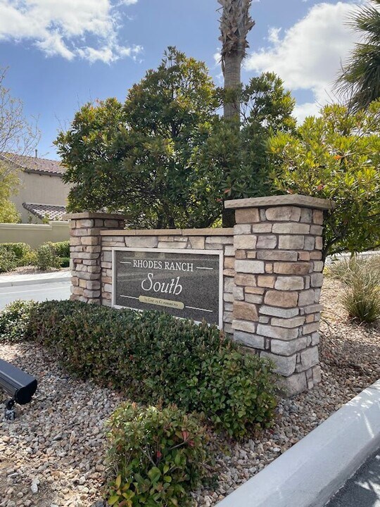 270 Cullerton St in Las Vegas, NV - Building Photo
