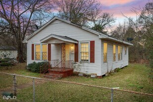 2957 Regent St in Shreveport, LA - Building Photo