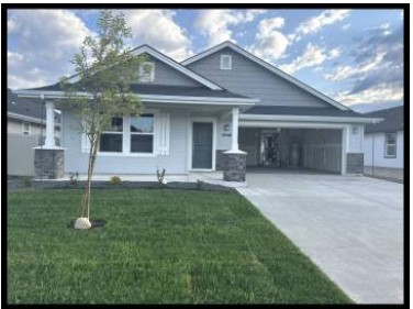 10448 Crystal Ridge Dr in Nampa, ID - Building Photo