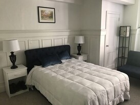 988 Memorial Dr, Unit #G-80 in Cambridge, MA - Building Photo