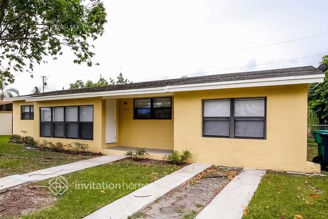 20630 Eagle Nest Rd in Cutler Bay, FL - Building Photo - Building Photo