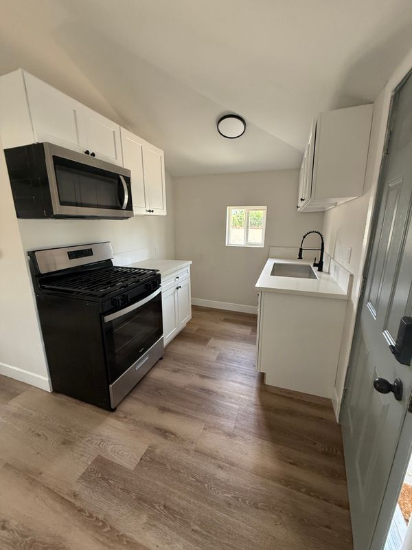 24057 Race St in Santa Clarita, CA - Building Photo - Building Photo