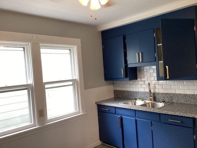 172 Roesch Ave in Buffalo, NY - Building Photo - Building Photo