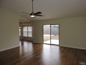 7070 Marissa Point Ln in Milton, FL - Building Photo - Building Photo