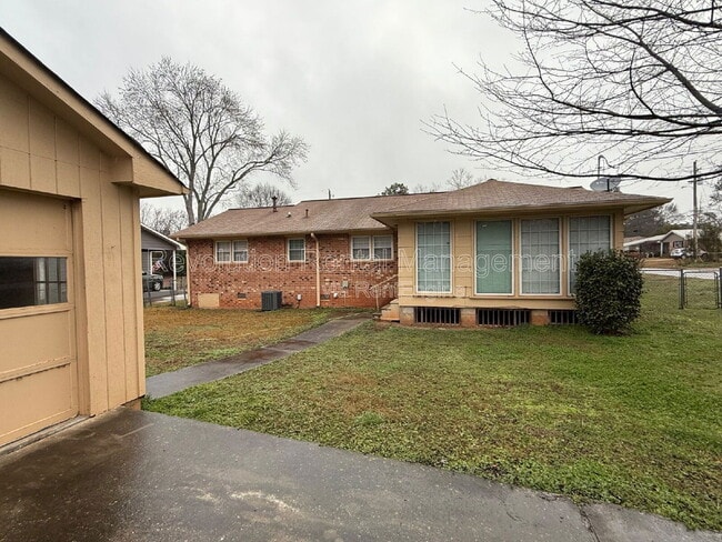 500 Terry Dr in Griffin, GA - Building Photo - Building Photo