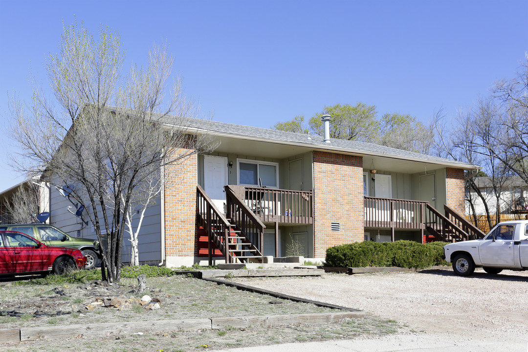 1020 Chiricahua Loop in Colorado Springs, CO - Building Photo