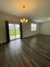 800 Lenox Dr in Holly Ridge, NC - Building Photo - Building Photo