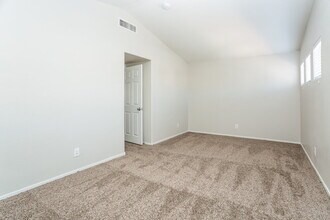 2331 Catskill Ct in North Las Vegas, NV - Foto de edificio - Building Photo