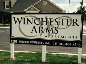 Winchester Arms in Comanche, TX - Building Photo - Building Photo