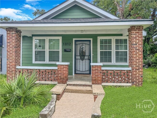 property at 1012 W 52nd St