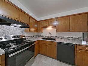 3288 NE Lancaster St in Corvallis, OR - Building Photo - Building Photo