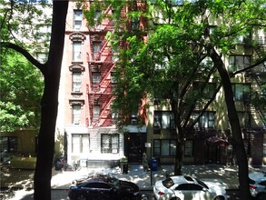 232 E 80th St in New York, NY - Building Photo - Building Photo